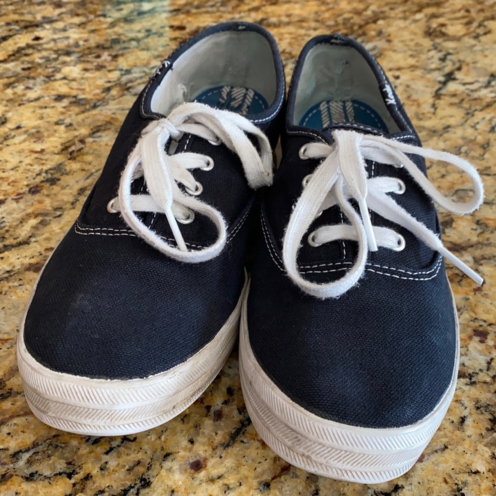 Black Keds